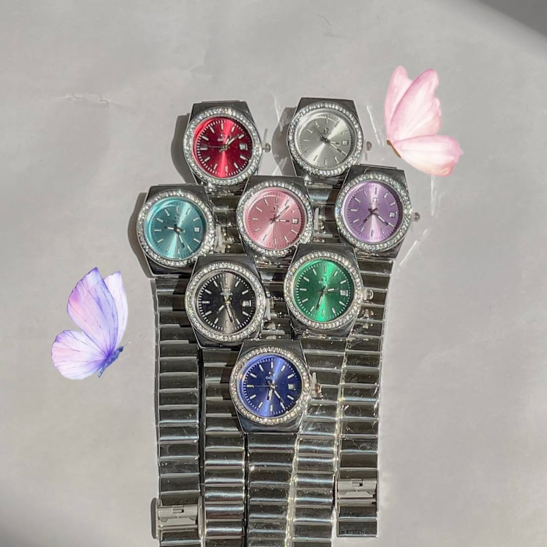 ساعت ظریف دور نگین دخترانه